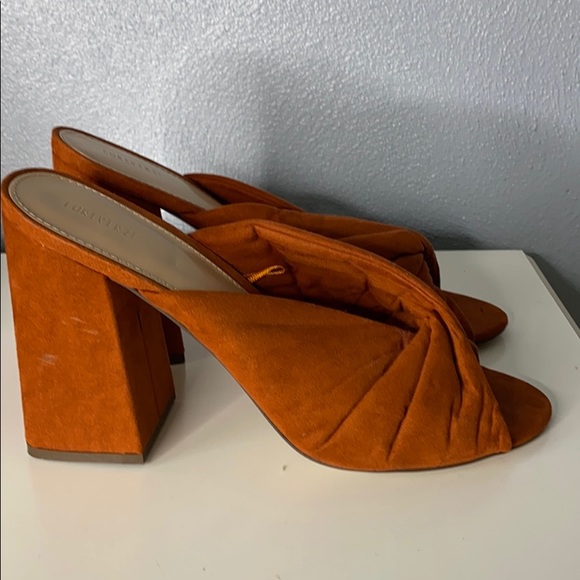 Used - Picture 2 of 2